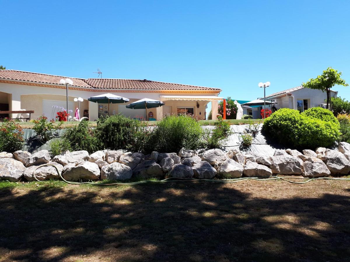 La Chenaie Bed & Breakfast Sainte-Marthe  Exterior photo